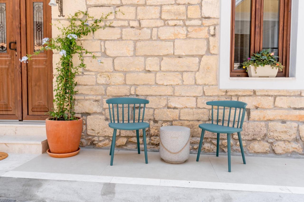 Ikia Katsani Villa